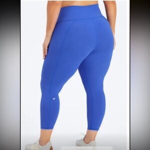 Fabletics Define PowerHold® High-Waisted 7/8 Legging